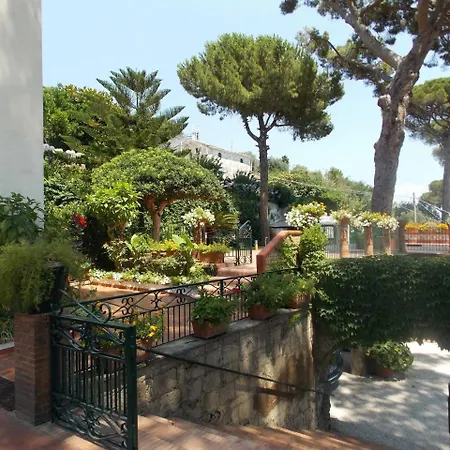 Villa Sleeps 6 Wifi